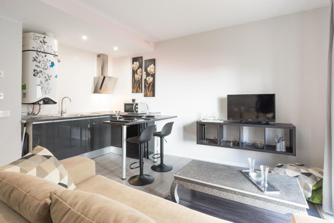 Lu&Cia El Carmen Apartment Малага Екстериор снимка