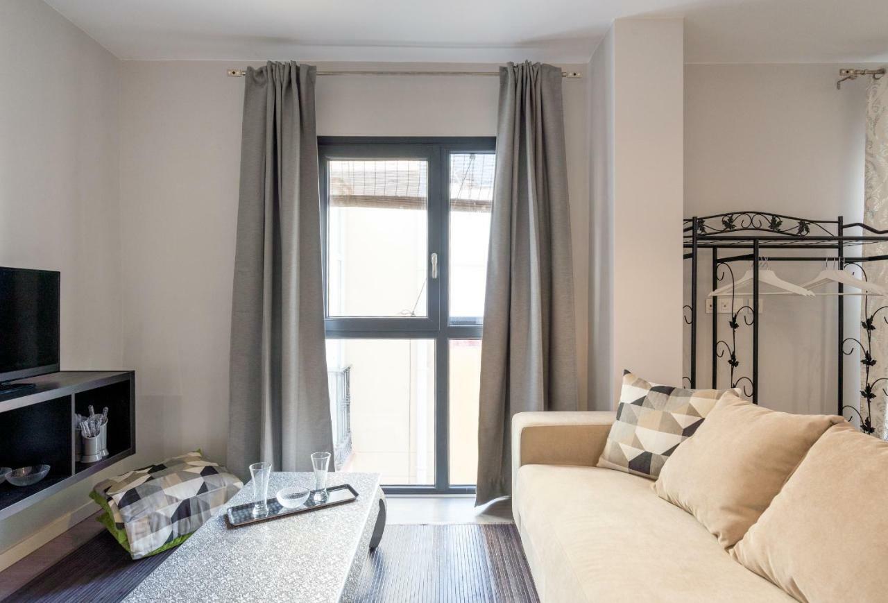 Lu&Cia El Carmen Apartment Малага Екстериор снимка